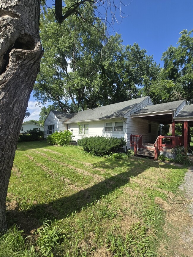 Building Photo - 1312 N 51st St