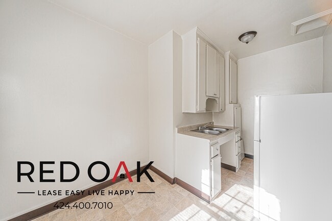 Photo - 450 S Kenmore Ave Unit 304