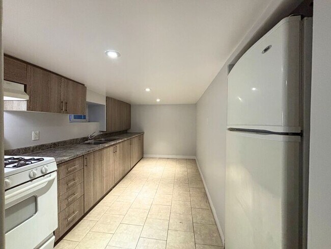 Photo - 57 Burris St Unit 3