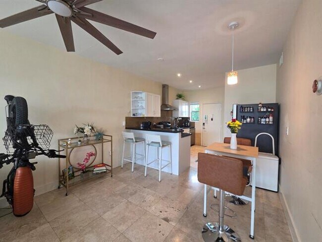 Photo - 1045 Lenox Ave. Unit 1045 Lenox Ave # 6