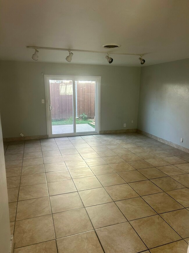 Photo - 458 Grand Ave Unit D