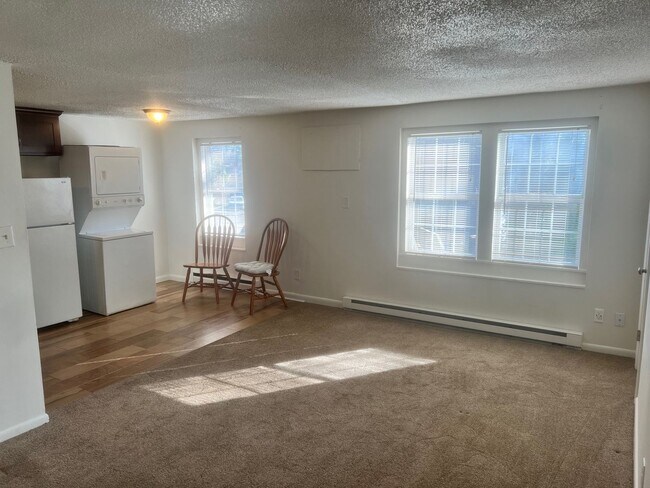 Photo - Hickory Street Unidad B