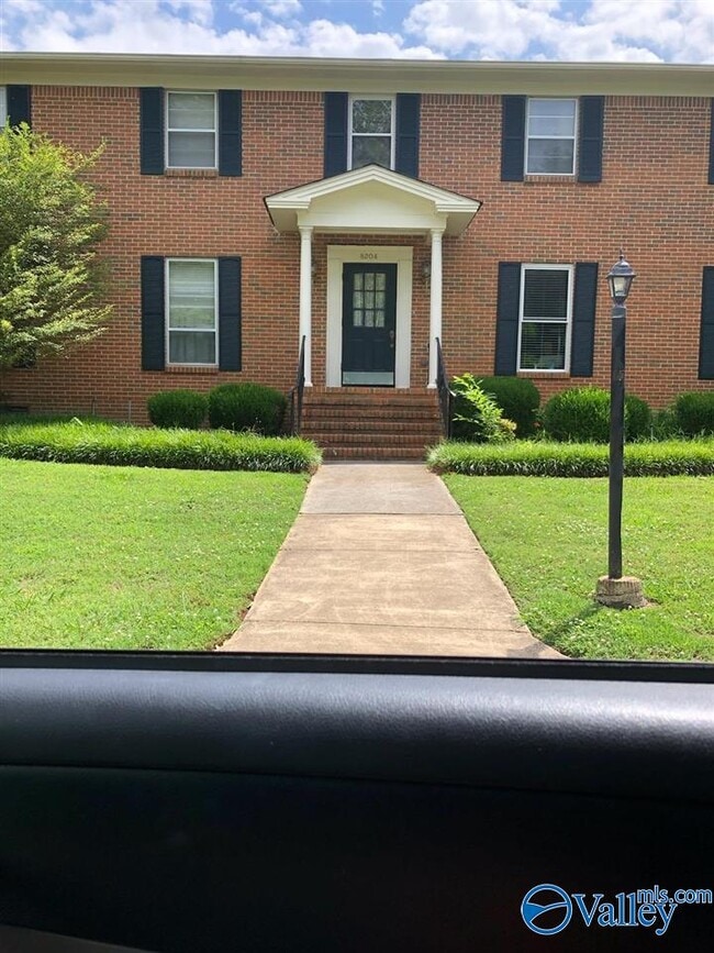 Building Photo - 8204 Willowbrook Cir SE Unit c Rental