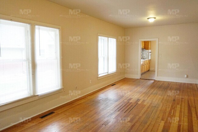 Photo - 642 S Meldrum St