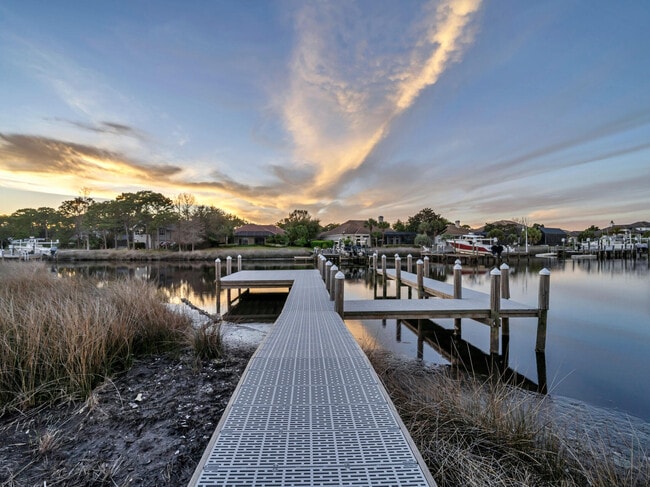 Photo - 330 Kelly Plantation Dr