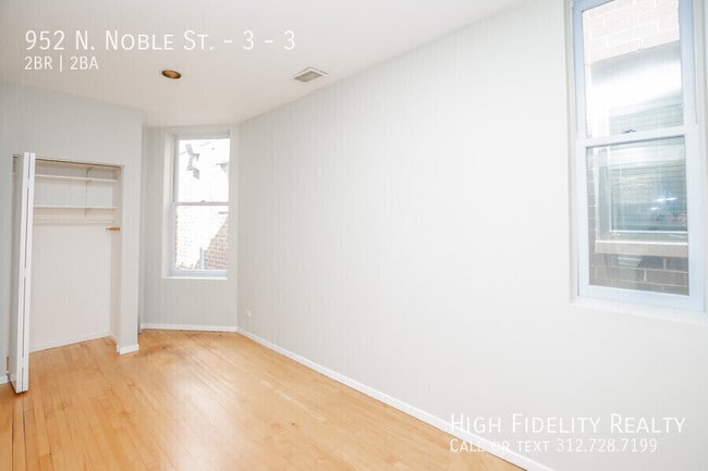 Photo - 952 N Noble St Unidad 3