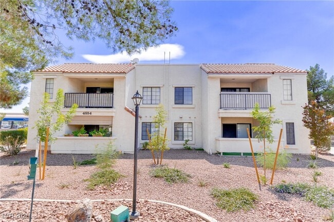 Building Photo - 4884 Nara Vista Way Unit 201 Rental