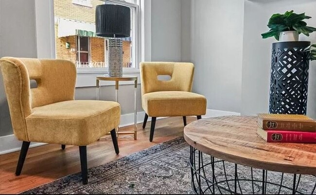 Photo - BEAUTIFULLY REMODELED 2 BR / 1 Bath home i...