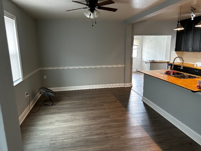 Photo - 2412 Keyway Townhome