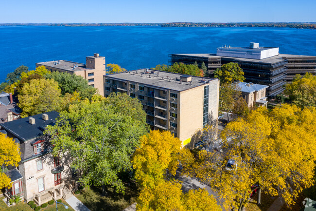 Building Photo - Mendota on Mansion Hill Rental