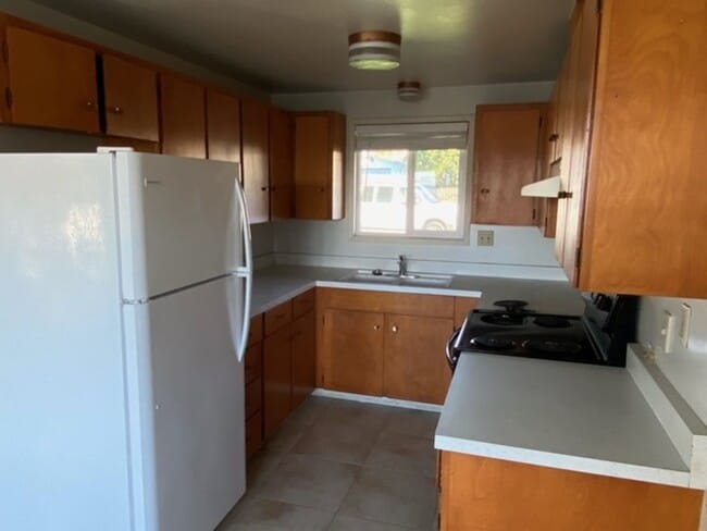 Photo - 2070 Unidad 280 S Wall