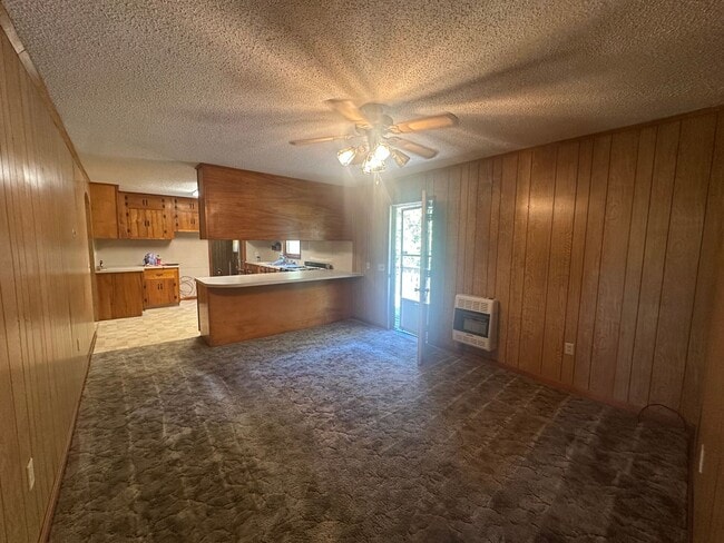 Photo - Charming 3-Bedroom, 2-Bath Home in Peacefu...