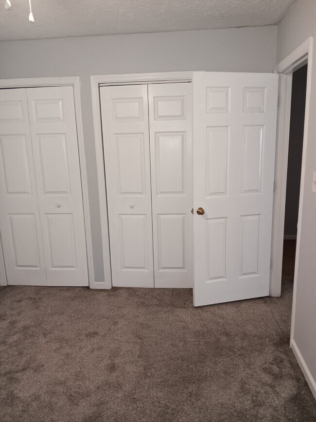 Photo - 515 35th Ave N