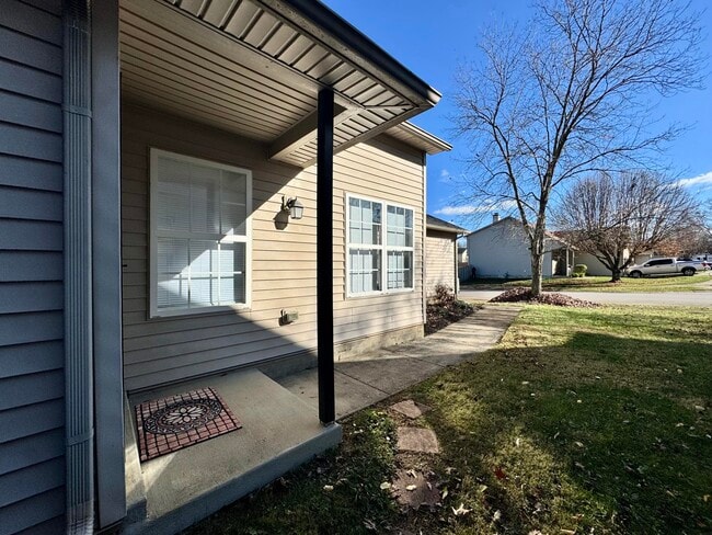 Photo - 881 Gerardi Rd