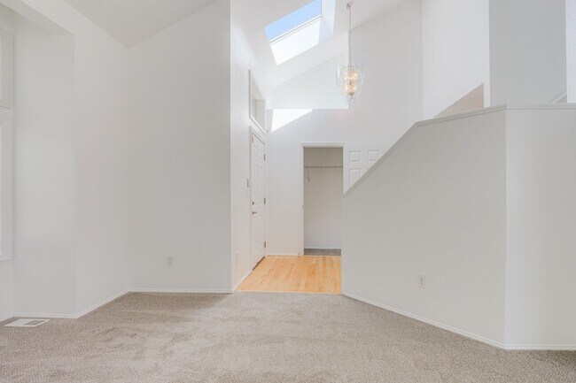 Photo - 31624 12th Pl SW