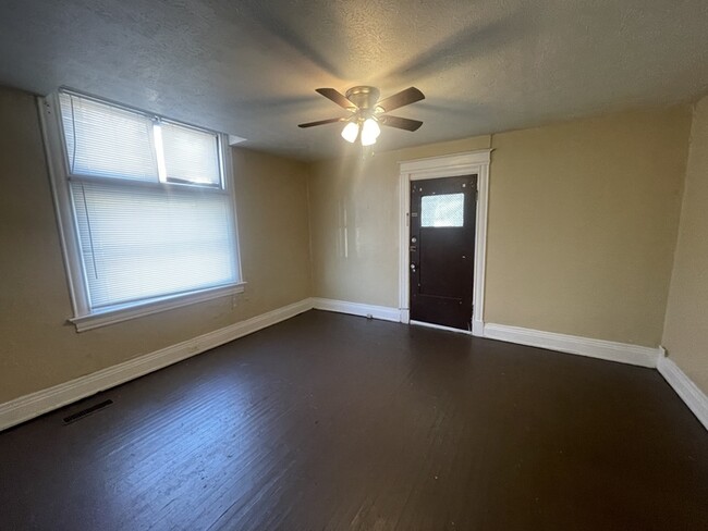 Photo - 1-Bedroom Newport, KY Unit 1