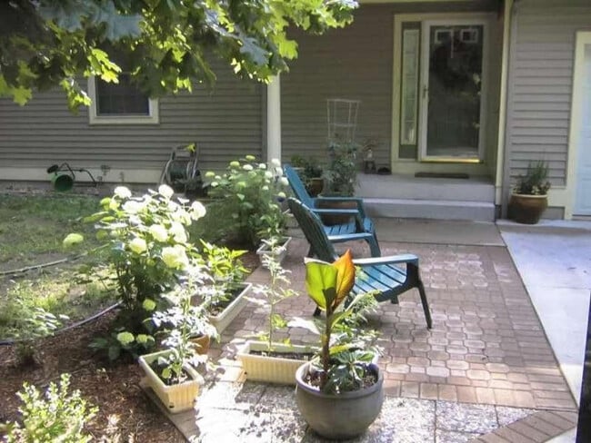 Building Photo - 14875 Timber Ln