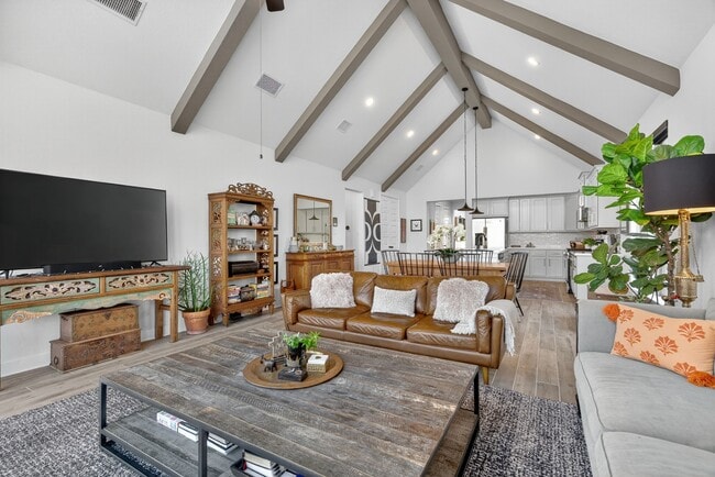 Building Photo - 31418 Golden Cliffs Ln
