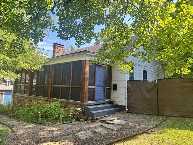 Photo - 610 N Olive Ave