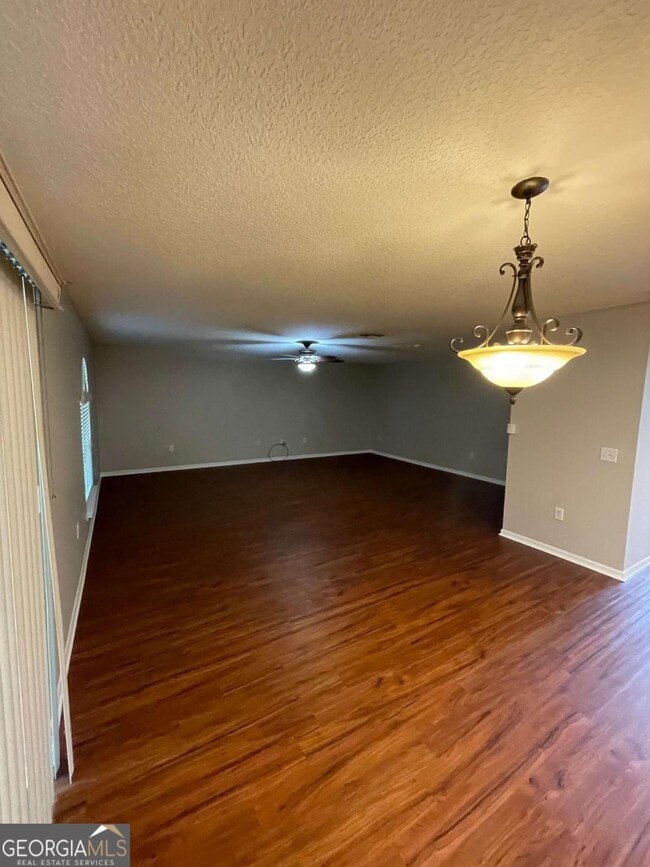 Photo - 421 Brooklet Cir
