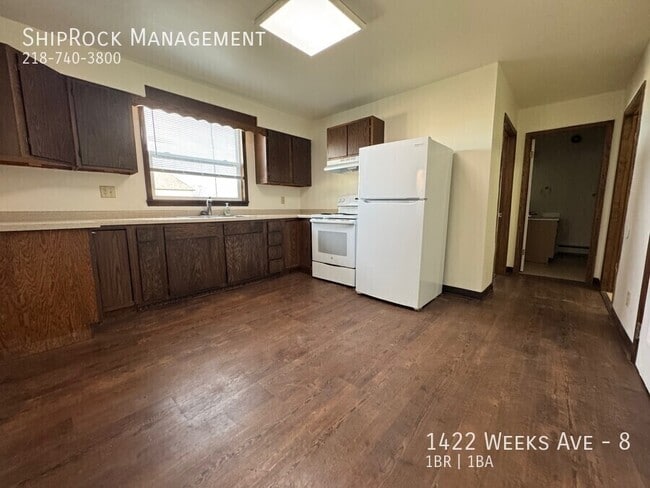 Photo - 1422 Weeks Ave Unit 8