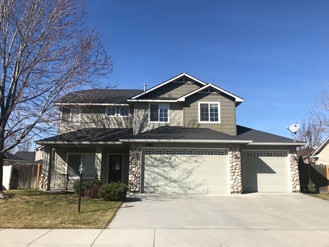 Photo - Meridian Charmer with 3 Car Garage, & Huge Backyard!