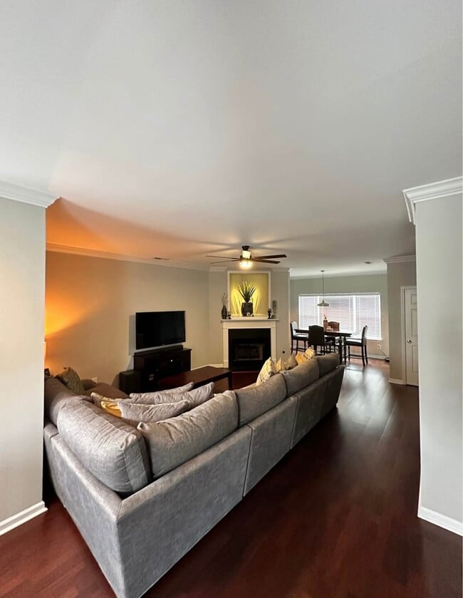 Photo - 4116 Perrine St