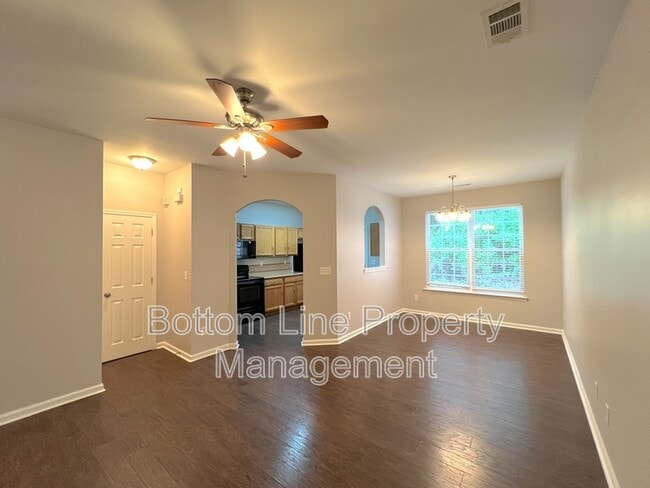 Photo - 7637 Abigail Glen Dr