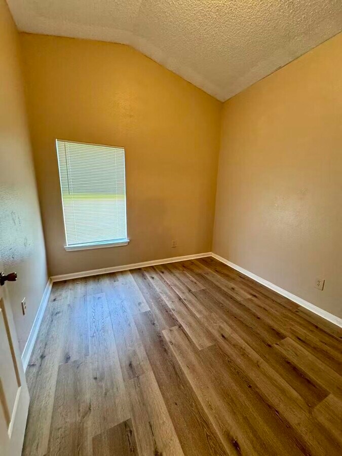 Photo - 4630 Croker Ridge Rd
