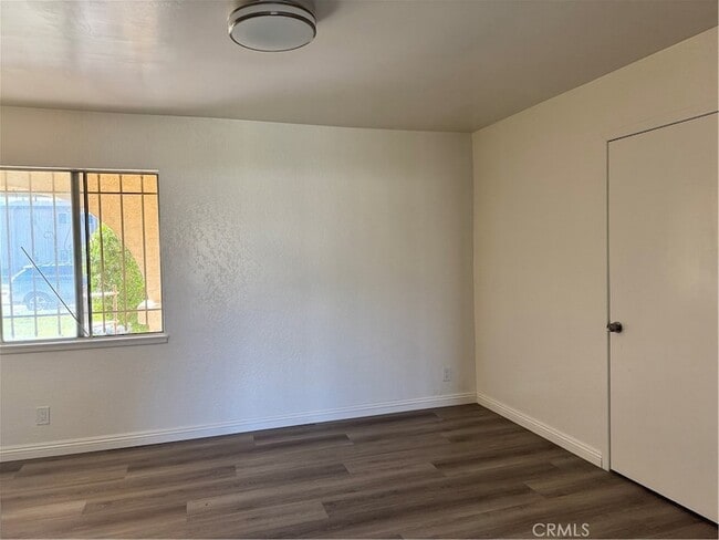 Photo - 1285 E Kingsley Ave