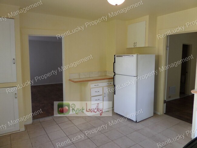 6523 35th Ave SW Unit Nguyen-Seattle Duplex #A