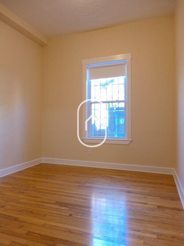 Photo - 690 Massachusetts Ave