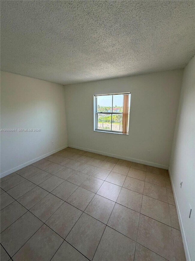 Photo - 8200 SW 210th St Unit 303