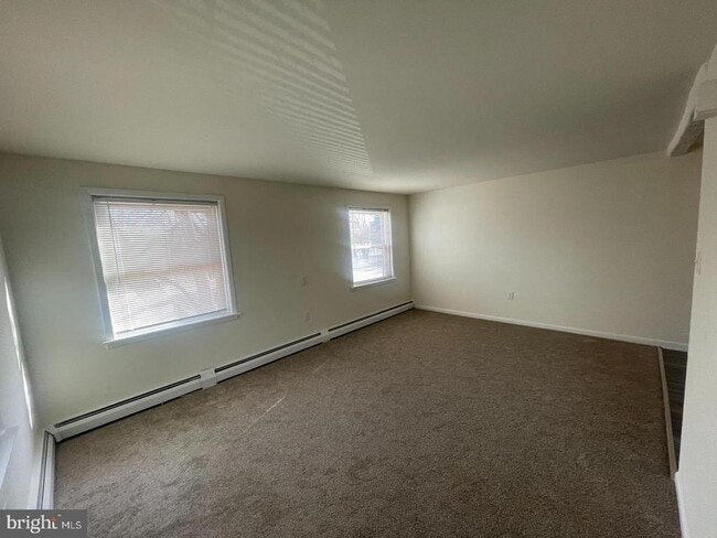 Photo - 233 Roesch Ave