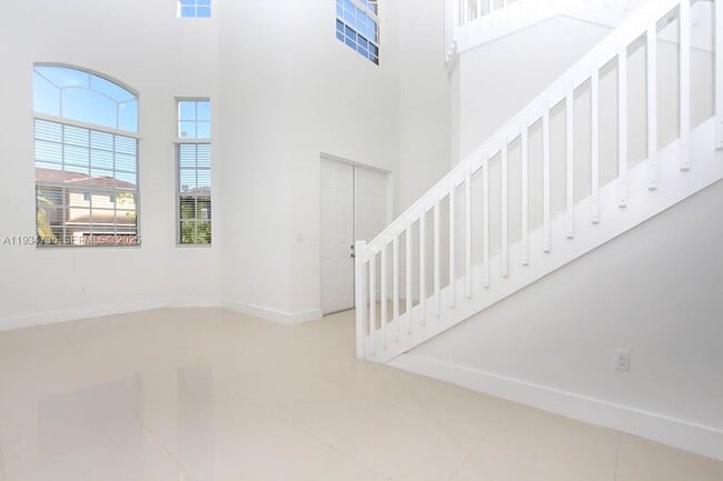 Photo - 15670 SW 11th Terrace