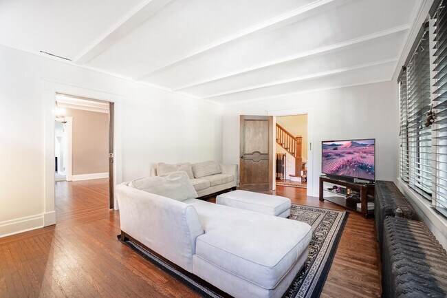 Photo - 6609 Church Ave Unit 1