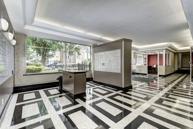 Photo - The Cromwell