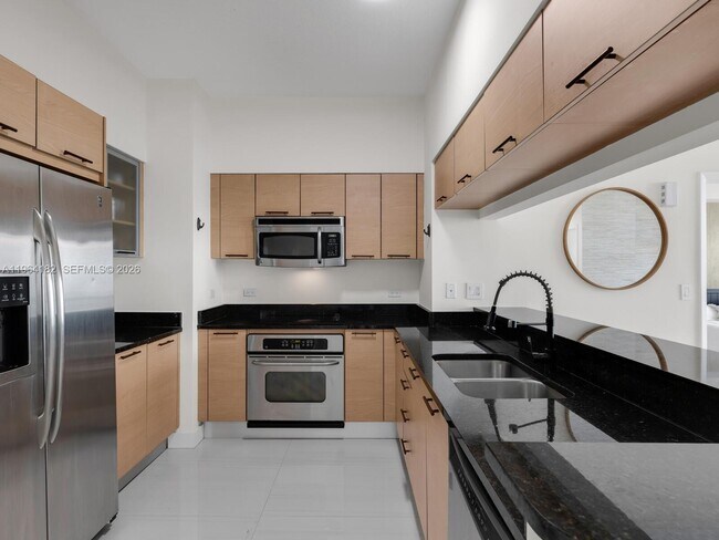 Photo - 31 SE 5th St Unidad 3419