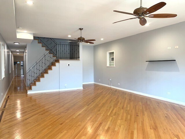 Photo - 1327 W Walton St Unit 2