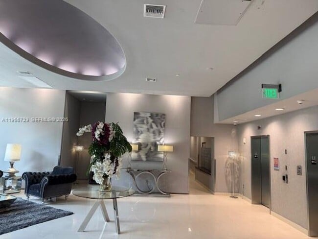 Photo - 275 NE 18th St Unit 275 NE 18th St 1610