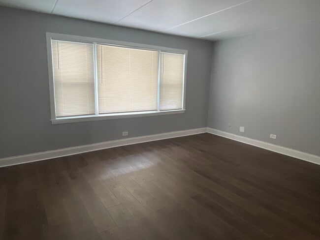 Photo - 14513 S Richmond Ave Unit 1