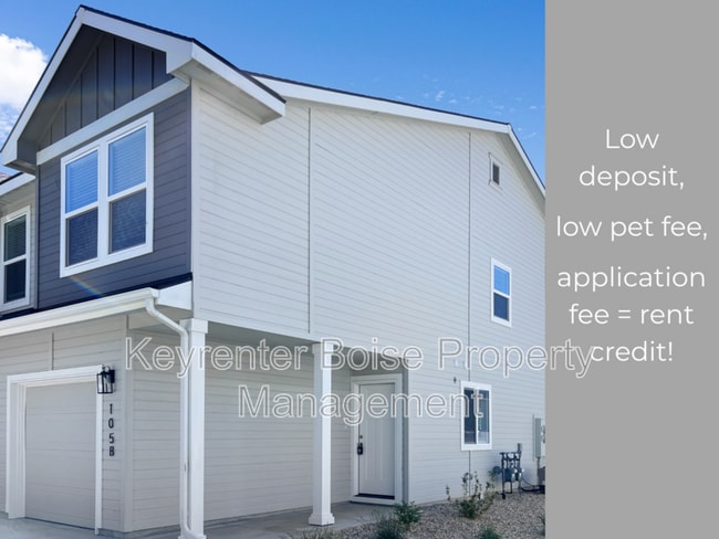 Photo - 105 E Park Ave Townhome