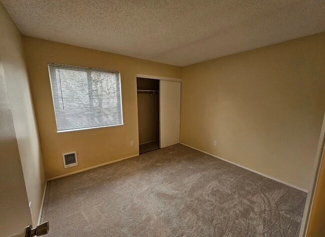 Photo - 200 SW Florence Ave Unit F7