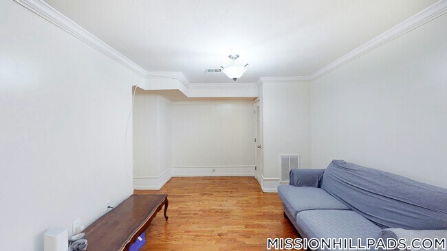 Photo - 712 Shawmut Ave Unidad 1R