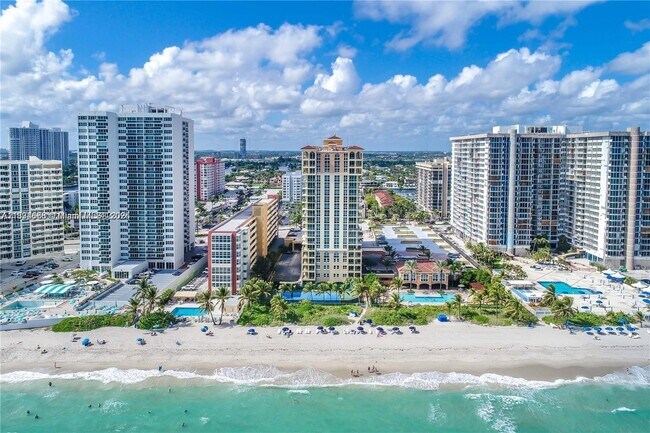 Photo - 2080 S Ocean Dr Unidad 509 Rental