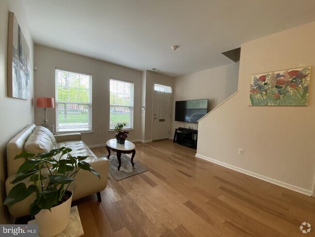 Building Photo - 1213 Clymer St Rental