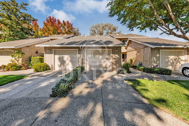 Photo - 4249 Sheldon Cir Townhome