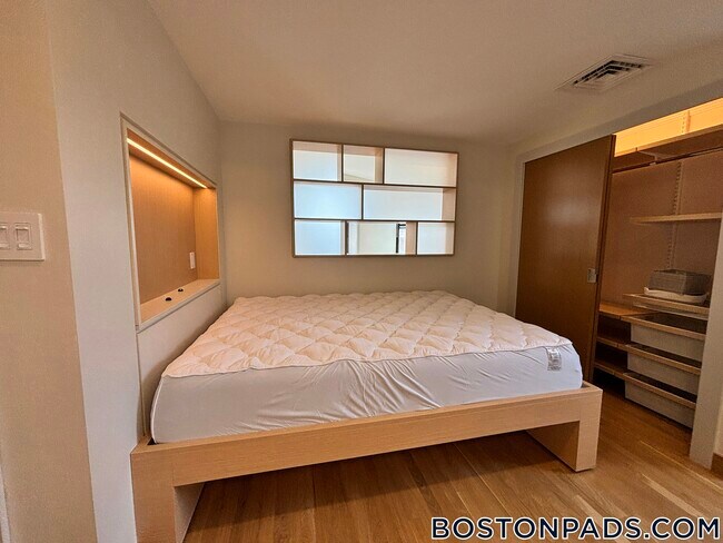 Photo - 115 Mt Auburn St Unit 41