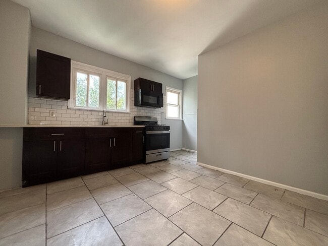 144 E Jersey St Unit 2