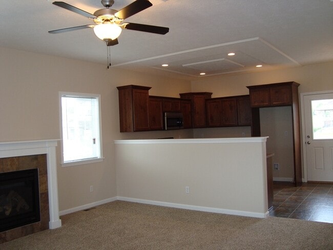 Photo - Pet Friendly Single Family Home w/attached garage and RV Parking